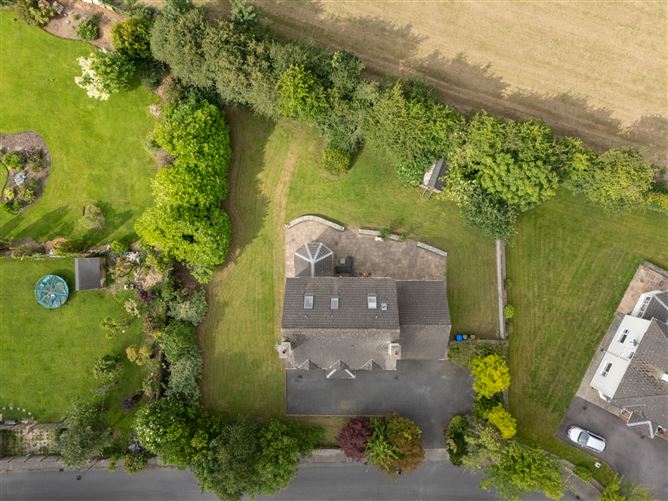 1 The Grove, Lissagroom, Crossbarry, Co. Cork