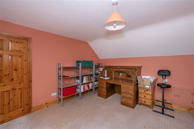 1 The Grove, Lissagroom, Crossbarry, Co. Cork