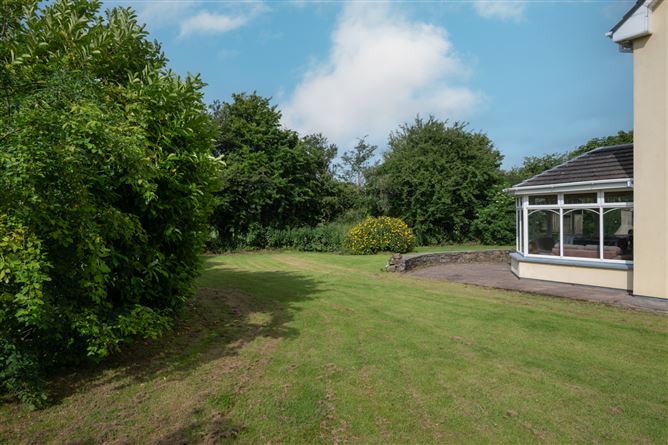 1 The Grove, Lissagroom, Crossbarry, Co. Cork