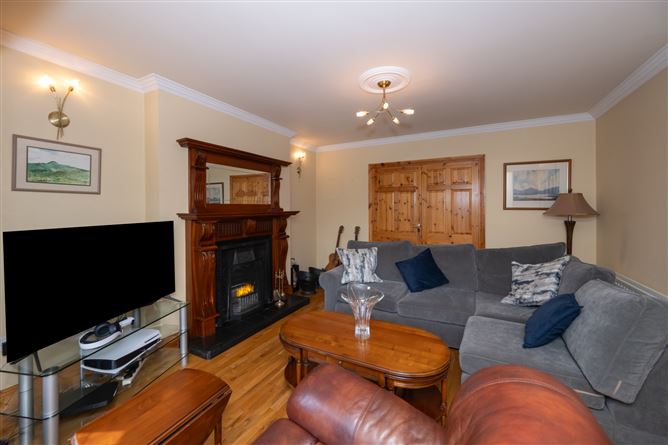 1 The Grove, Lissagroom, Crossbarry, Co. Cork