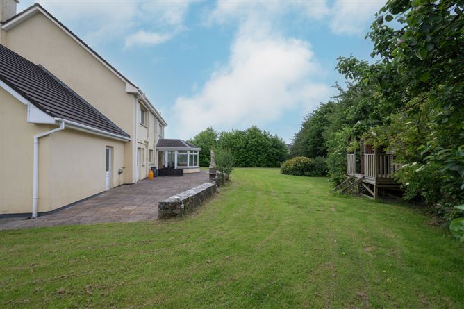 1 The Grove, Lissagroom, Crossbarry, Co. Cork