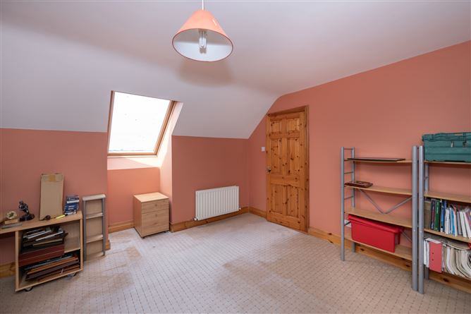 1 The Grove, Lissagroom, Crossbarry, Co. Cork