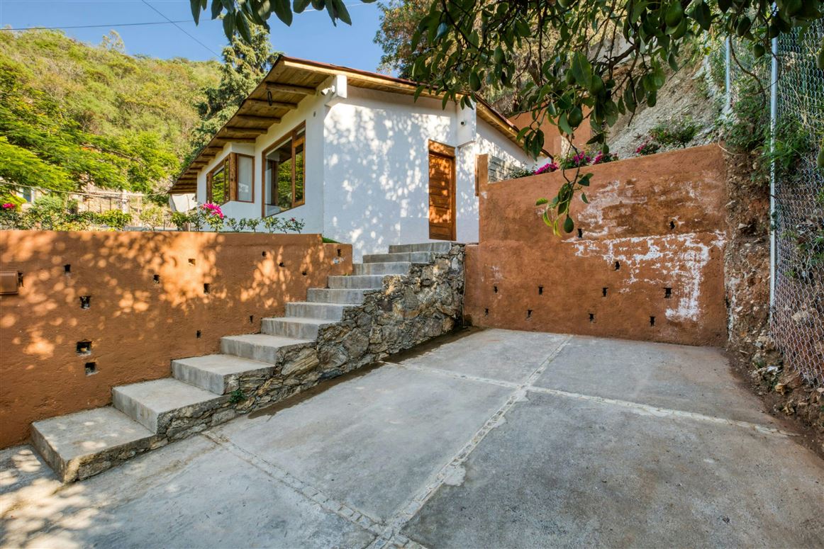 Idyllic Lakeview Retreat,San Gaspar, México, Mexico