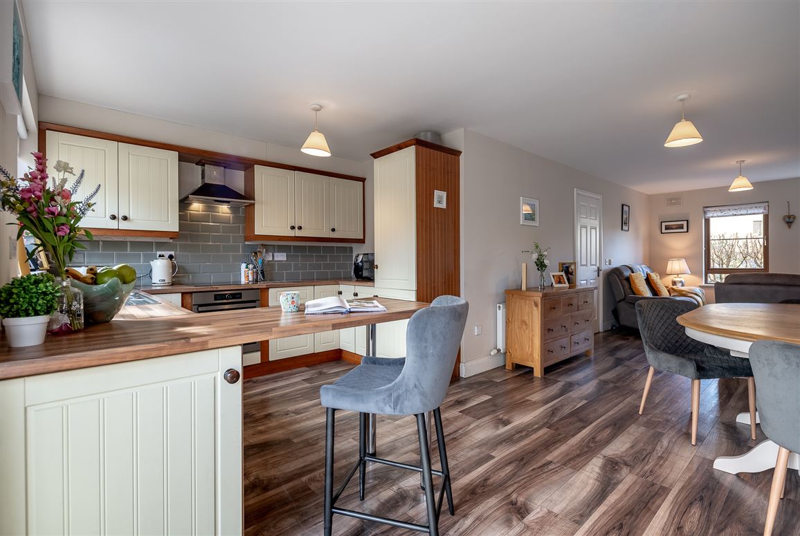 6 Heather Park, Kenmare, Co. Kerry, V93 V5WA