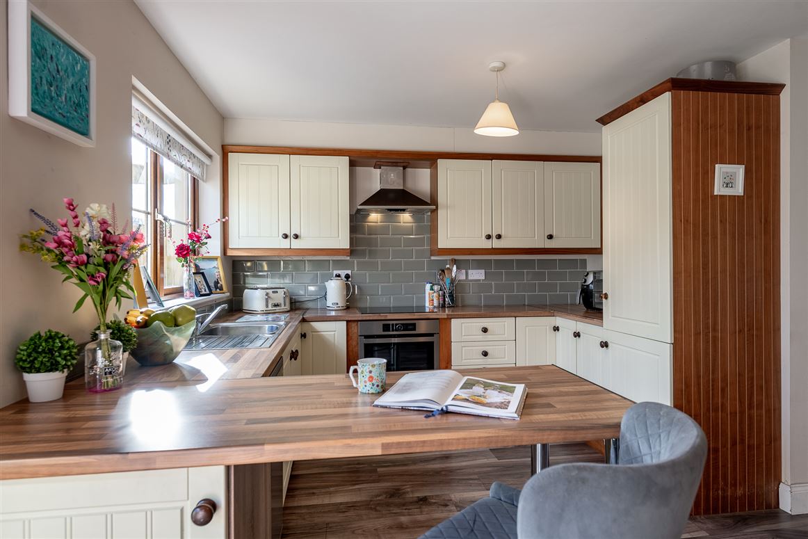 6 Heather Park, Kenmare, Co. Kerry, V93 V5WA