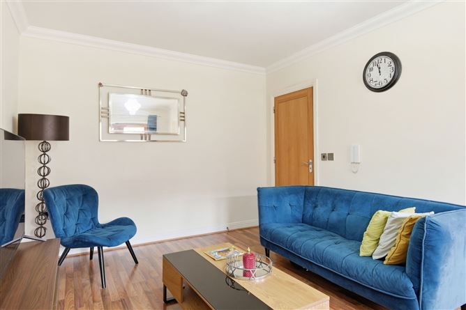 27 Stocking Wood Hall, Stocking Avenue, Rathfarnham,   Dublin 16