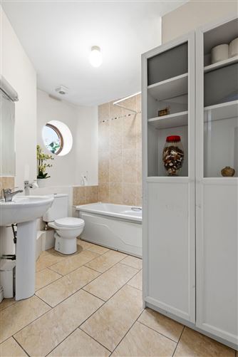 27 Stocking Wood Hall, Stocking Avenue, Rathfarnham,   Dublin 16