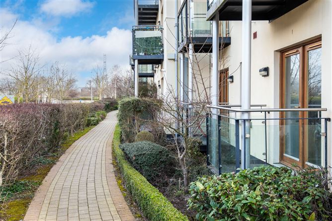 27 Stocking Wood Hall, Stocking Avenue, Rathfarnham,   Dublin 16