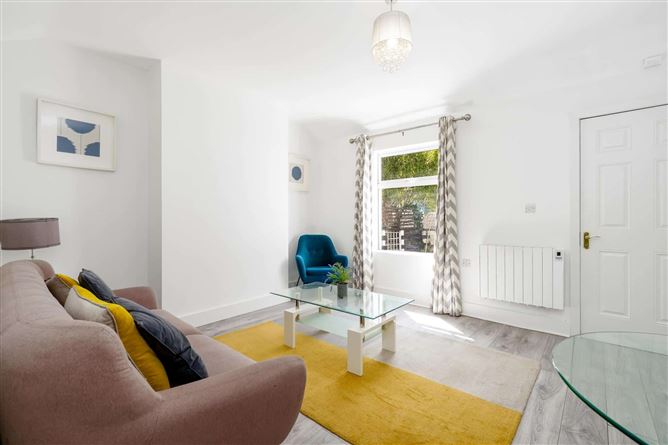 Photo 6 of 14 — 2 Garden Terrace, Clanbrassil Street Upper, Dublin 8