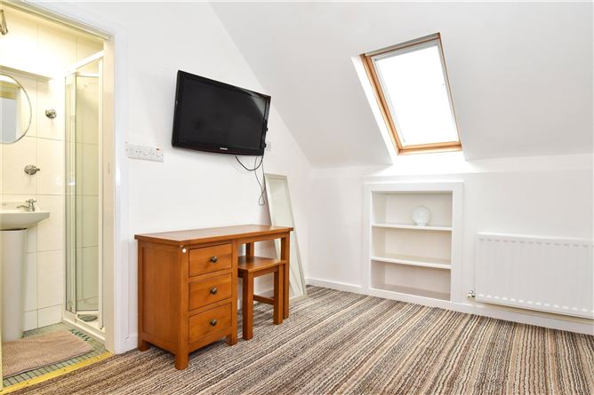 3 Whitestrand Avenue, Salthill, Galway