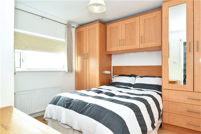 3 Whitestrand Avenue, Salthill, Galway