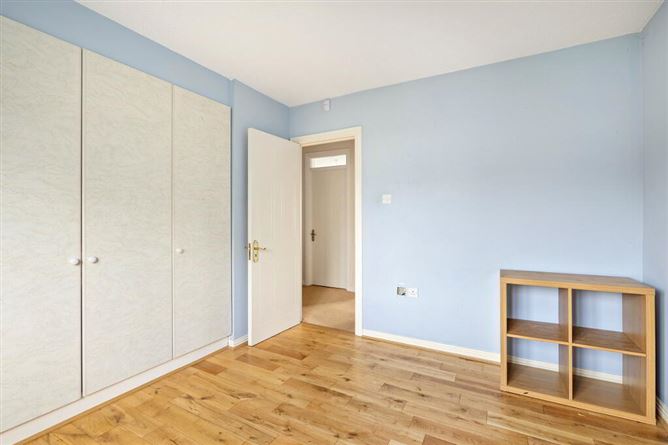 16 Earlsfort Close, Lucan, Dublin