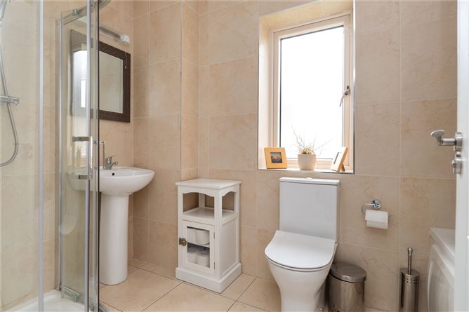 12 Shackleton Avenue, Shackelton Park, Lucan, Co. Dublin