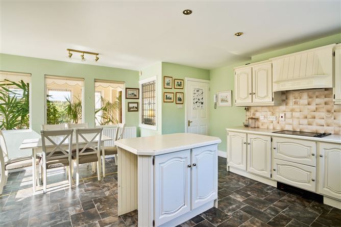 15 Strand Road, Sutton, Dublin 13