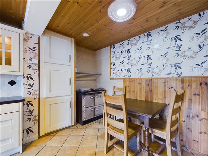 32 Butler Avenue, Thurles, Co. Tipperary Sherry FitzGerald Gleeson