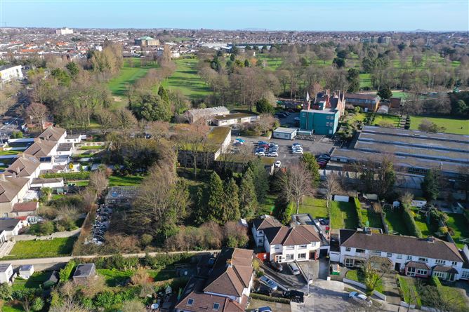 52 Copeland Grove, Clontarf, Dublin 3