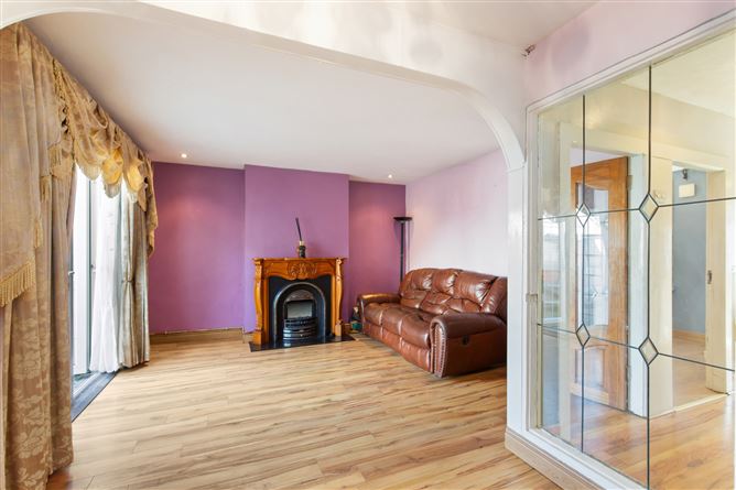32 Clarence Mangan Road, The Tenters, Dublin 8