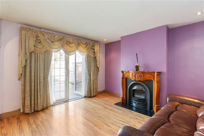 32 Clarence Mangan Road, The Tenters, Dublin 8