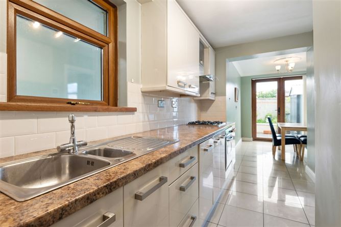 Photo 9 of 25 — 104 St Donaghs Road, Donaghmede, Dublin 13