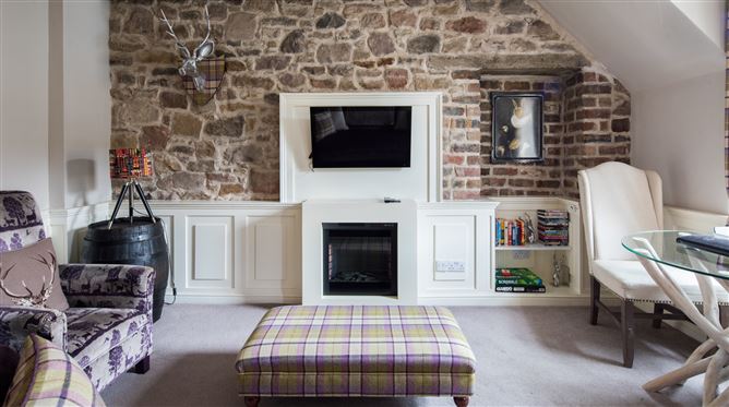 Purple Reign,Edinburgh,City of Edinburgh,Scotland