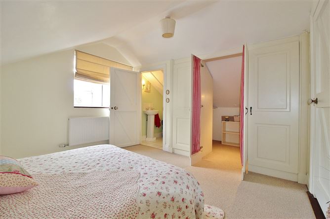 7 Crescent Place, Clontarf, Dublin 3