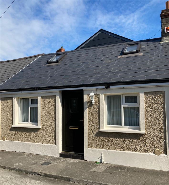 7 Crescent Place, Clontarf, Dublin 3