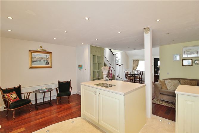 7 Crescent Place, Clontarf, Dublin 3