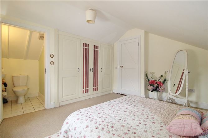 7 Crescent Place, Clontarf, Dublin 3