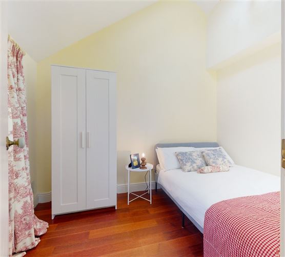 7 Crescent Place, Clontarf, Dublin 3