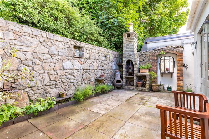 Albany, 2 Mountainview Road, Killiney, Co. Dublin