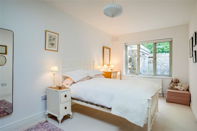 Albany, 2 Mountainview Road, Killiney, Co. Dublin