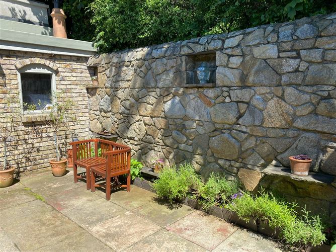 Albany, 2 Mountainview Road, Killiney, Co. Dublin