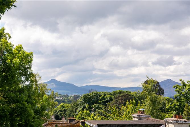 Albany, 2 Mountainview Road, Killiney, Co. Dublin
