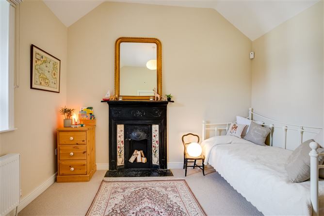 Albany, 2 Mountainview Road, Killiney, Co. Dublin