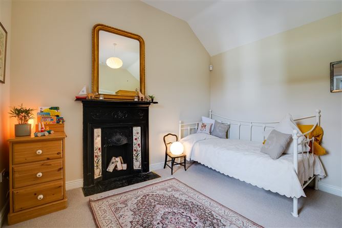 Albany, 2 Mountainview Road, Killiney, Co. Dublin