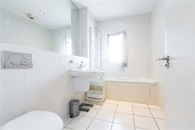 Apartment 12, Saint Catherines Court, Bridgefoot Street, South City Centre, Dublin 8