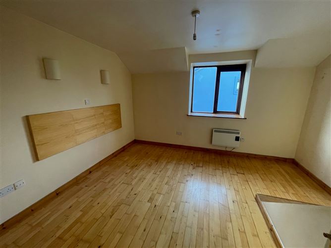 9 Carleton Village, Golf Links Road, Youghal, Cork