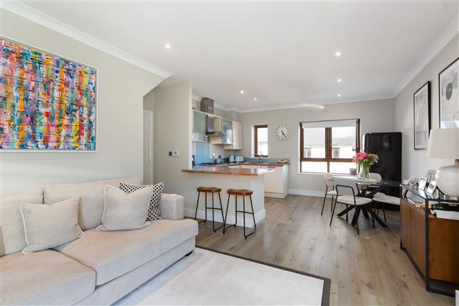 6 The Green, Robswall, Malahide, Dublin