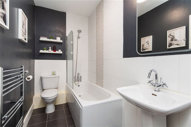 6 The Green, Robswall, Malahide, Dublin