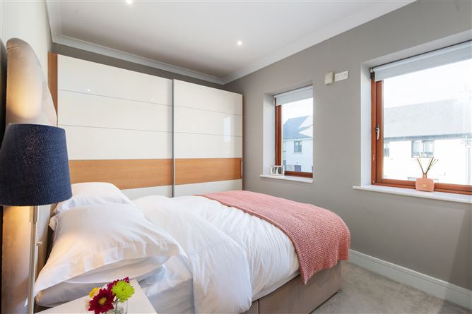 6 The Green, Robswall, Malahide, Dublin