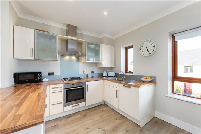 6 The Green, Robswall, Malahide, Dublin