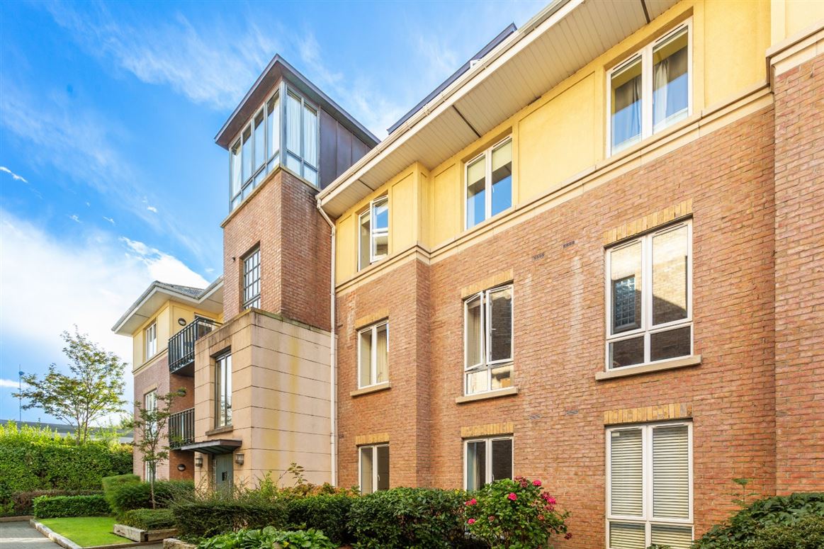 Apt 1, 11 Linden Square, Grove, Avenue, Blackrock, Co. Dublin.
