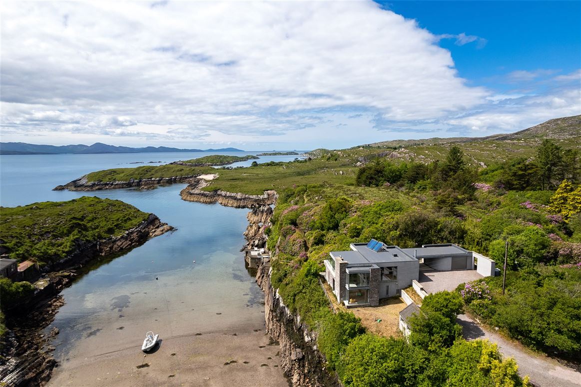 Bunnow House, Derreenauliff, Sneem, Co. Kerry