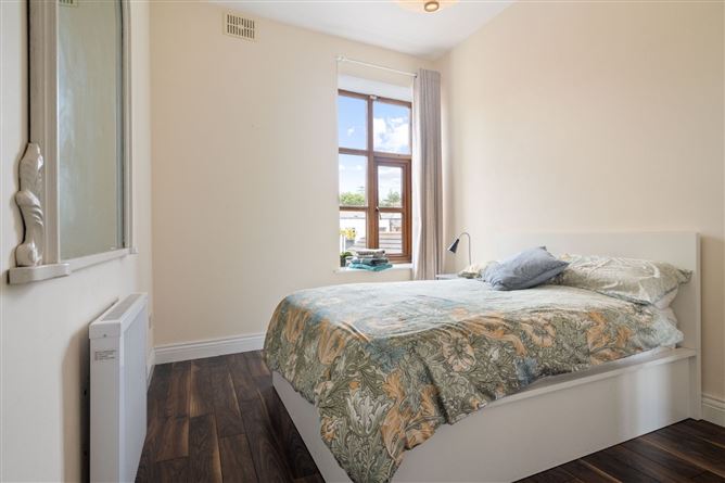 159 The Willows, Winter Garden, Pearse Street, Dublin 2