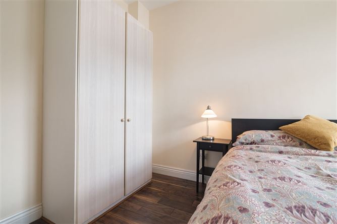 159 The Willows, Winter Garden, Pearse Street, Dublin 2