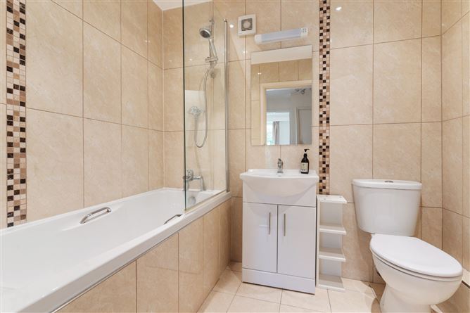 11 Dawson Court, Cross Avenue, Blackrock, Co. Dublin
