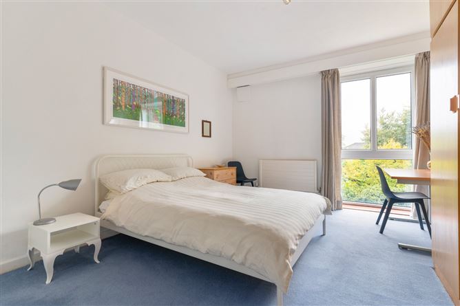 11 Dawson Court, Cross Avenue, Blackrock, Co. Dublin