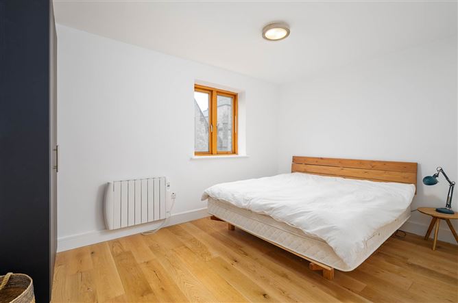 Apartment 35, Block 3, 126/127 Steeven`s Gate Apartments, James`s Street, Dublin 8