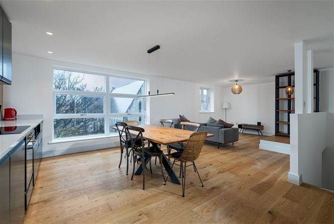 Apartment 35, Block 3, 126/127 Steeven`s Gate Apartments, James`s Street, Dublin 8