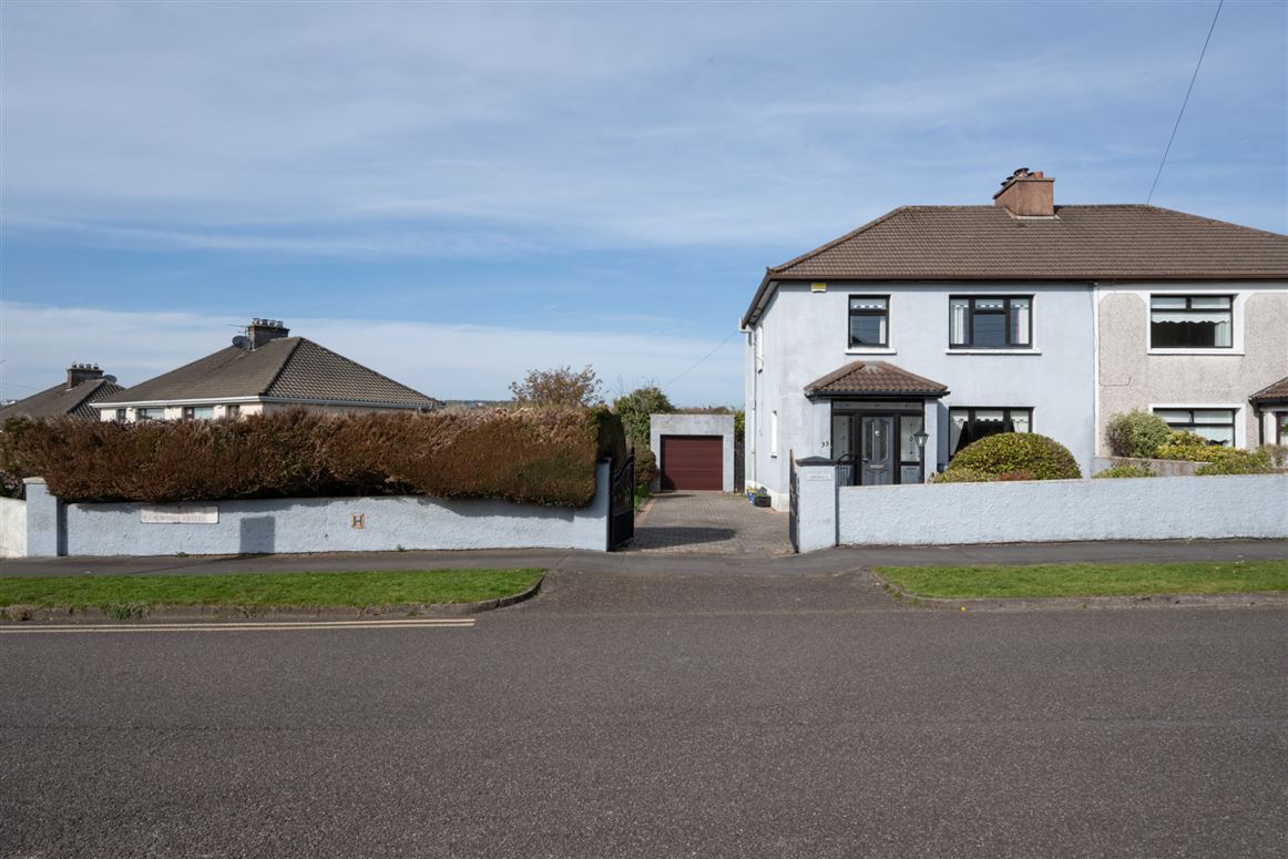 Rossmore, 33 Earlwood Estate, The Lough, Cork